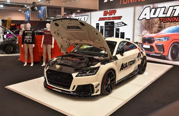 Audi TT RS Coupé à moteur 5 cylindres