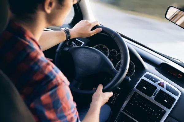 Climatisation voiture : entretien, recharge et prix