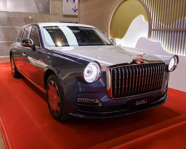 Hongqi Guoli à 1,3 M€ : l’Australie discute, la France n’a pas de fiche