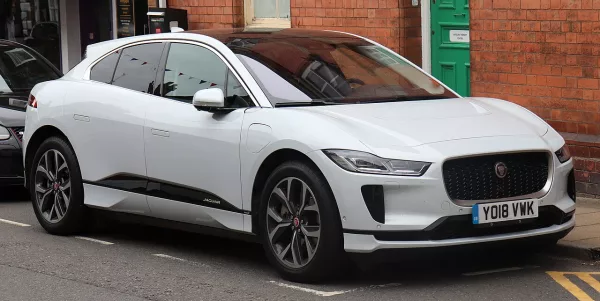 Jaguar I-Pace SUV électrique vue de face