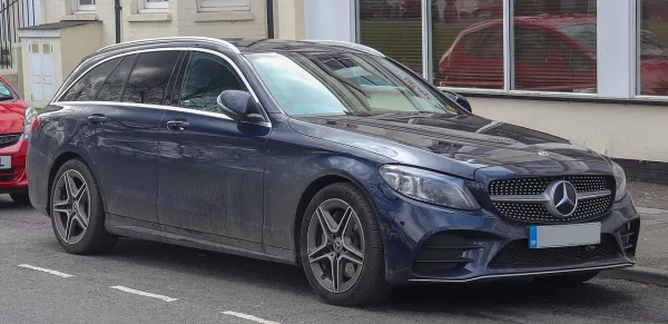 C 300 de break à 25 000 € : bonne affaire ou PHEV à risque ?